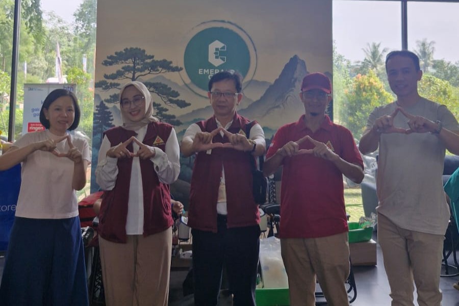 Foto : Perhimpunan Donor Darah Indonesia (PDDI) bersama Emerald City Cibinong by Emerald Land menggelar aksi donor darah masif bertajuk “Jadi Alasan Seseorang Tetap Hidup” pada Sabtu, 7 Desember 2025.